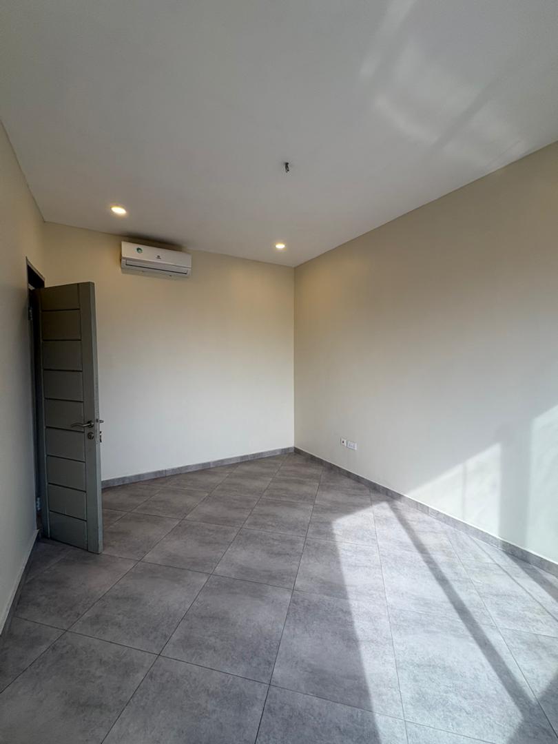 Three (3) Bedroom Semi-detached House For Rent at Tse Addo