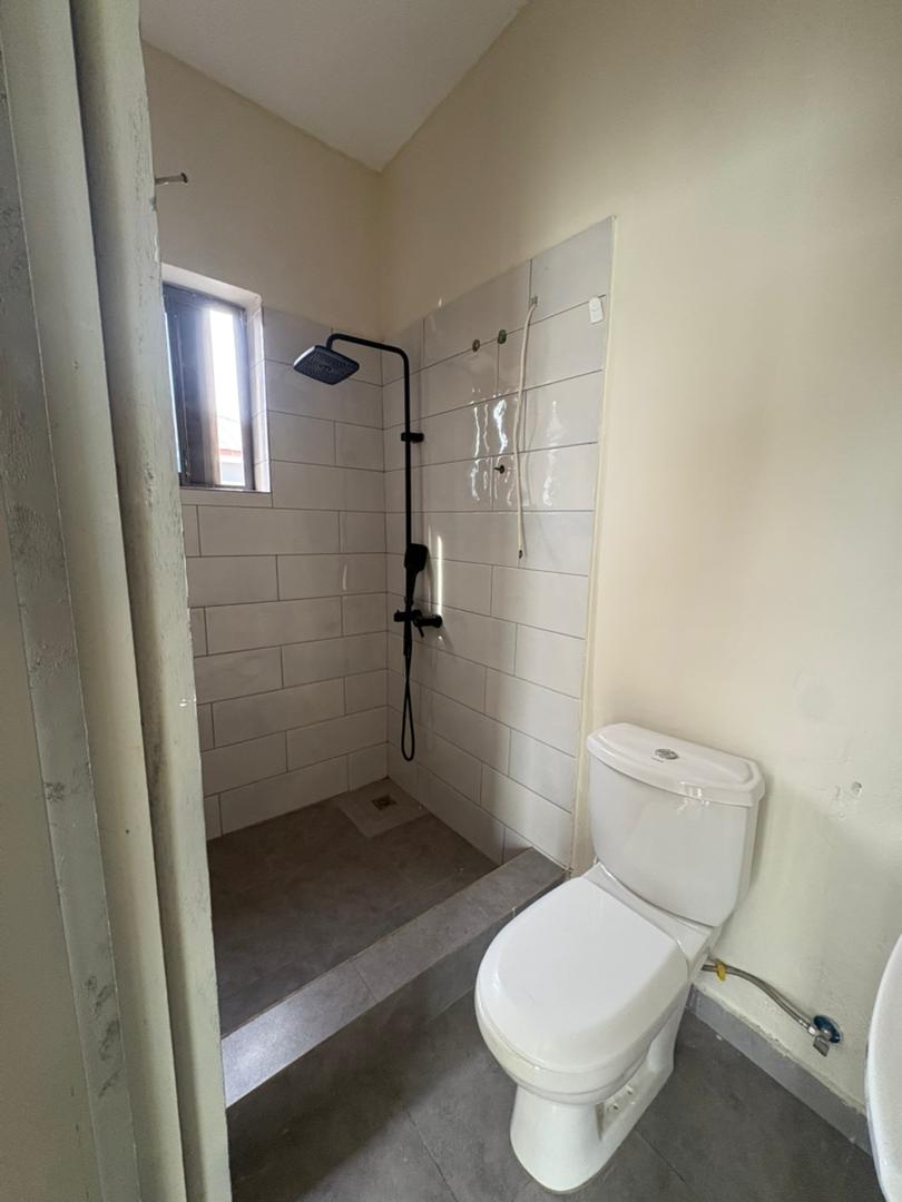 Three (3) Bedroom Semi-detached House For Rent at Tse Addo
