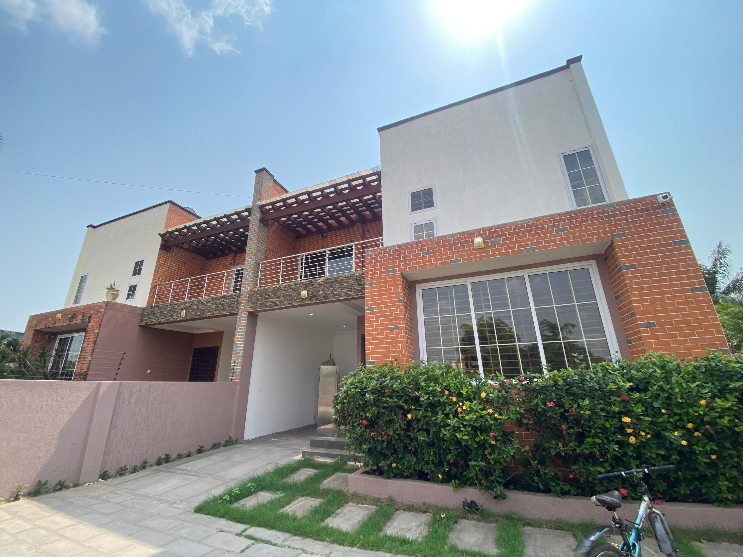 Three (3) Bedroom Semi-detached House with Boys' Quarters For Rent at East Legon