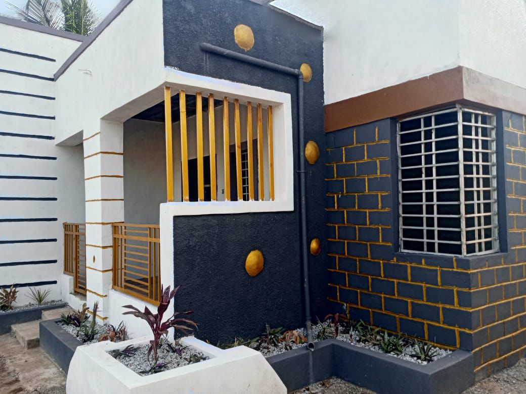 Three (3) Bedroom Semi-finished House For Sale at Kumasi Santasi-Hemang