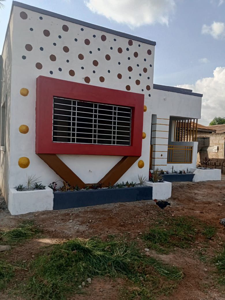 Three (3) Bedroom Semi-finished House For Sale at Kumasi Santasi-Hemang