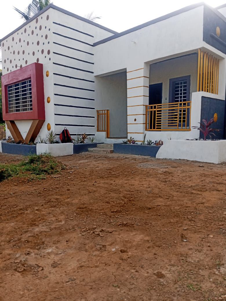 Three (3) Bedroom Semi-finished House For Sale at Kumasi Santasi-Hemang