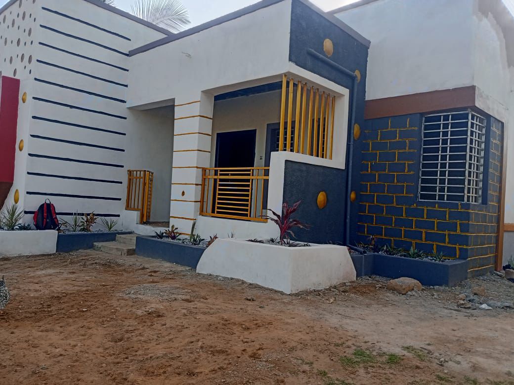 Three (3) Bedroom Semi-finished House For Sale at Kumasi Santasi-Hemang