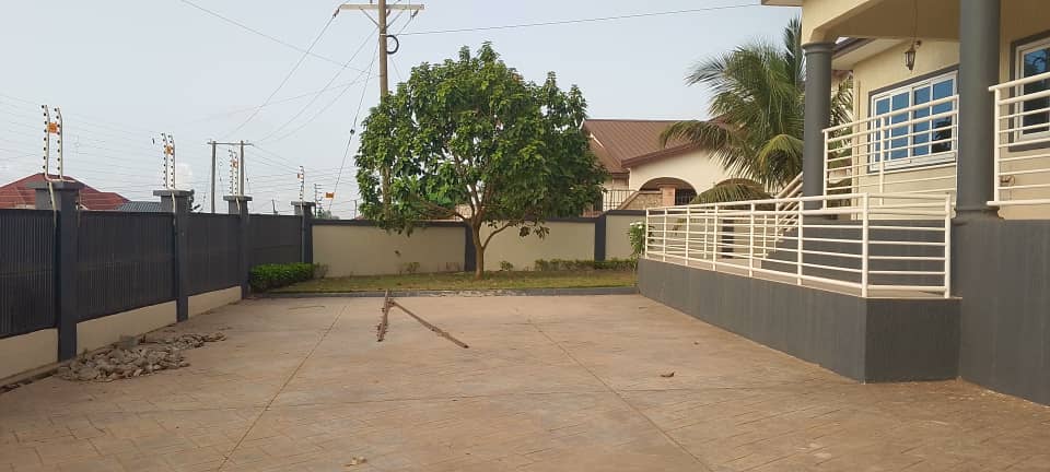 Three (3) Bedroom Semi-furnished House For Rent at Kwabenya