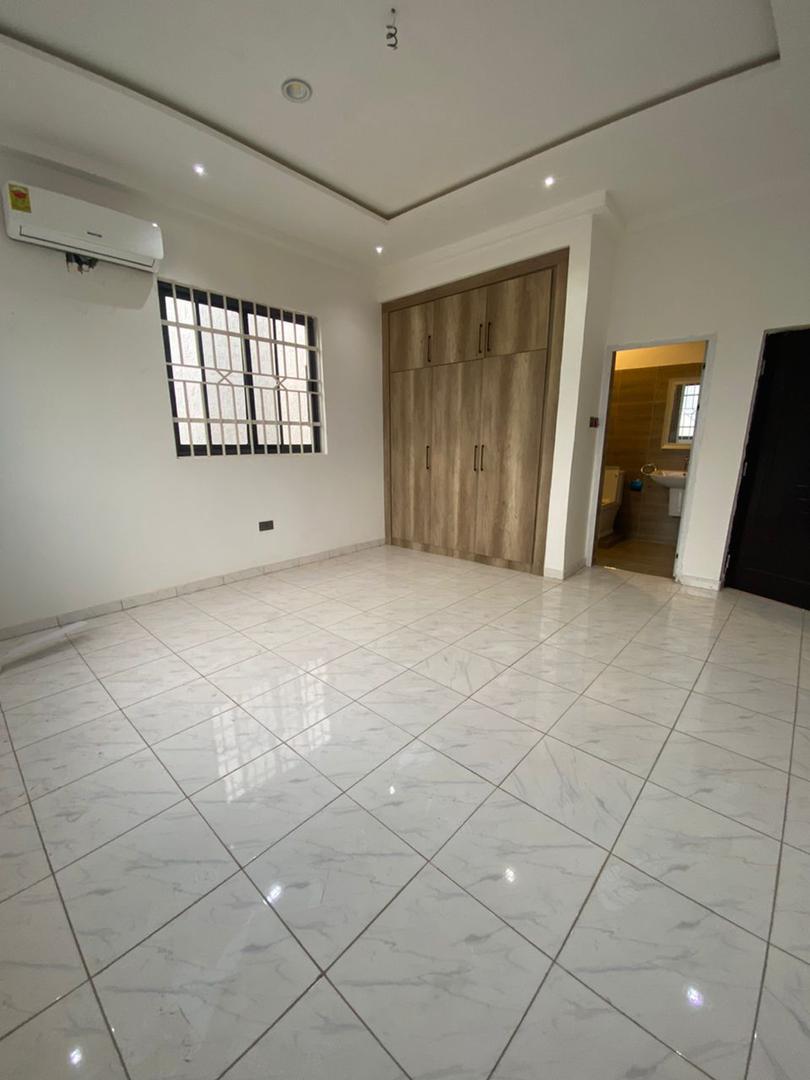 Three (3) Bedroom Townhouse For Rent at Pantang