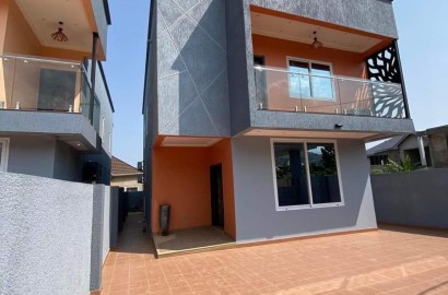 Three (3) Bedroom Townhouse For Sale at Oyarifa