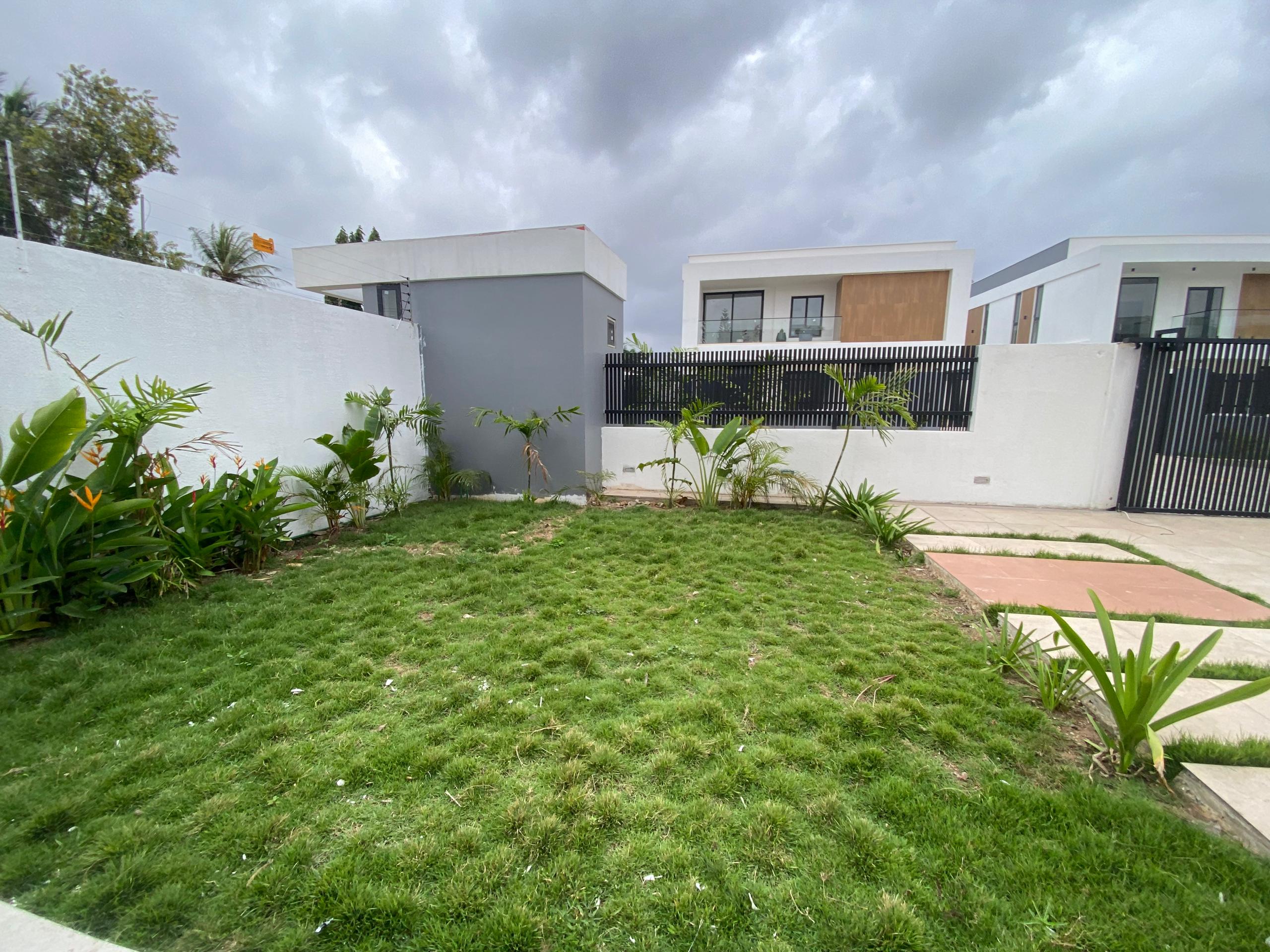 Three (3) Bedroom Townhouse For Sale in a Gated Community at East Airport