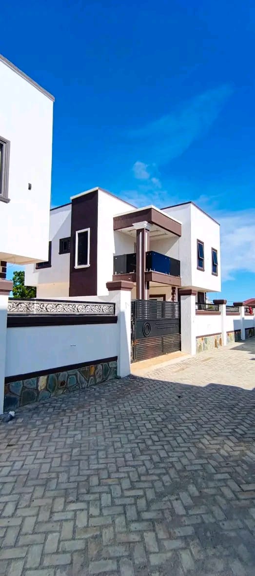 Three (3) Bedroom Townhouse For Sale in a Gated Community at Spintex