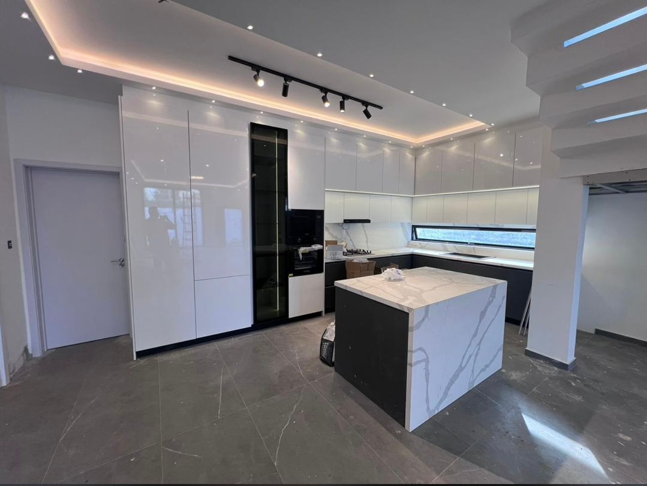 Three (3) Bedroom Townhouse with Boys' Quarters For Rent in a Gated Community at Dzorwulu