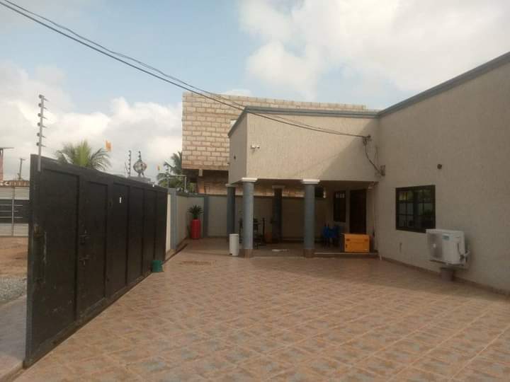 Three (3) Bedroom Unfurnished House For Sale at Amasaman