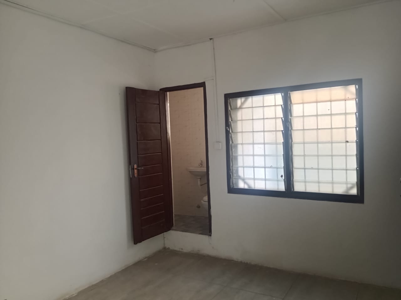 Three (3) Bedroom House For Rent at Achimota