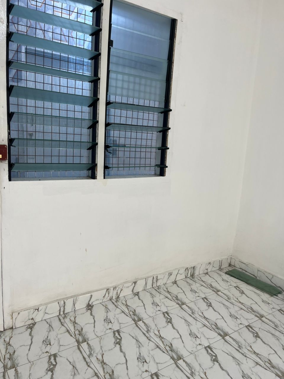 Two (2) Bedroom House For Rent at Lapaz Nii Boi Town