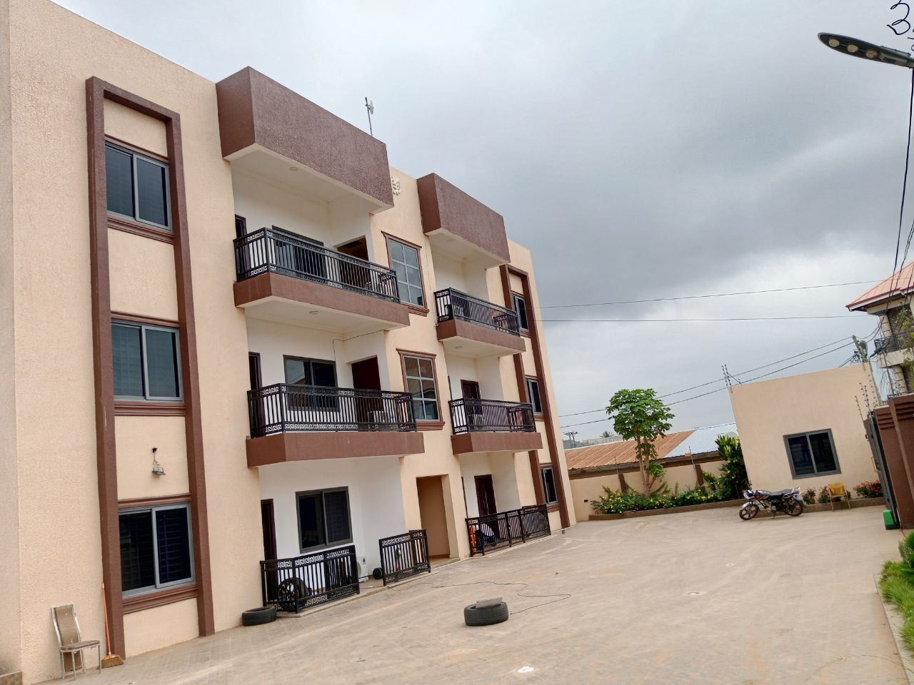 Two (2) Bedroom Apartment For Rent at Lakeside