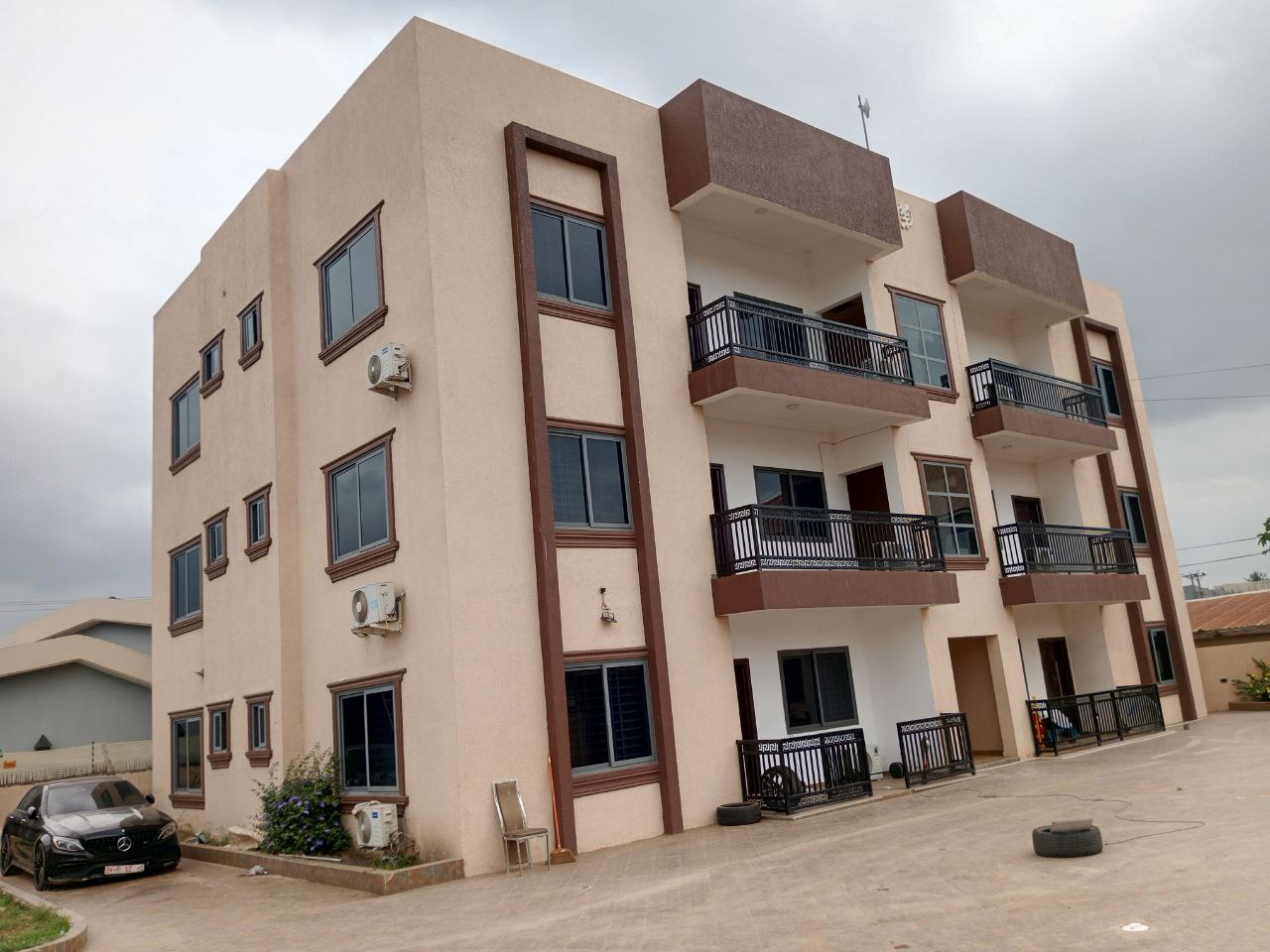 Two (2) Bedroom Apartment For Rent at Lakeside