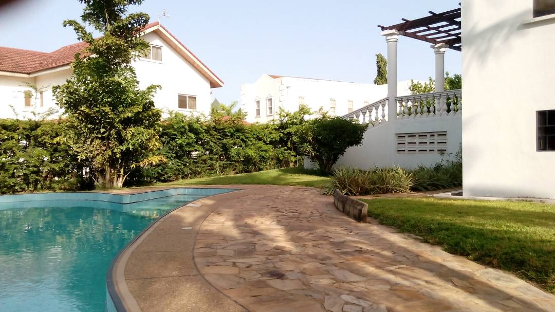 Furnished 4 Bedroom House with Swimming Pool for rent