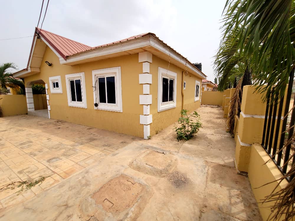 Two (2) Bedroom House for Sale Oyarifa