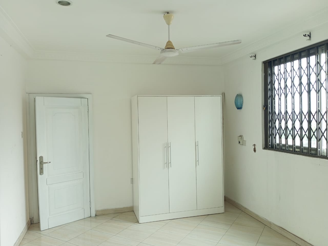 Two (2) Bedroom Apartment For Rent at Abelemkpe