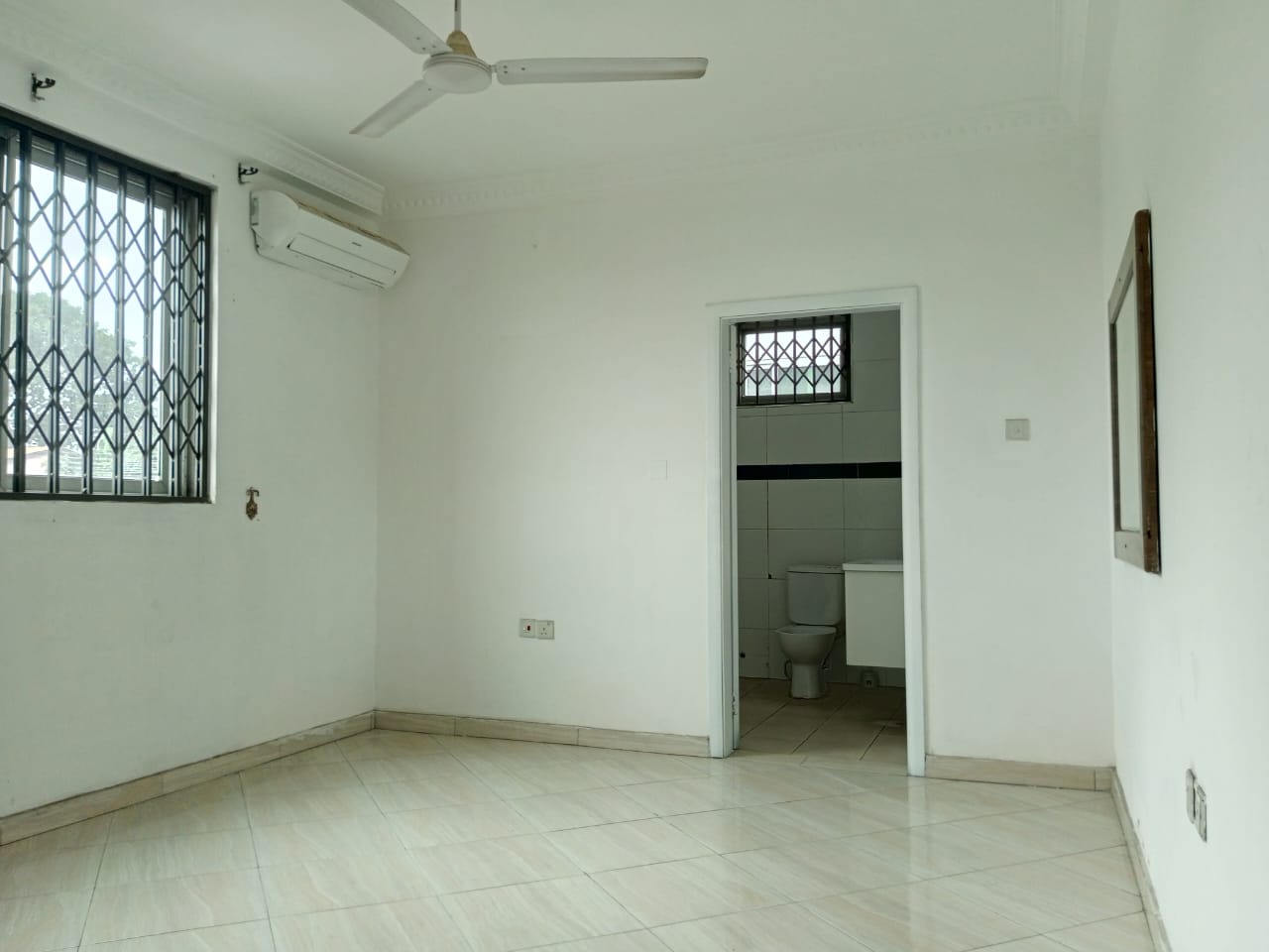 Two (2) Bedroom Apartment For Rent at Abelemkpe