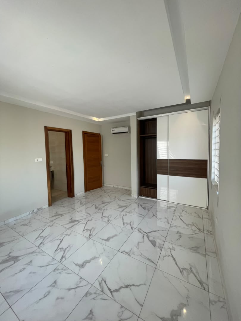 Two (2) Bedroom Apartment For Rent at Abelemkpe