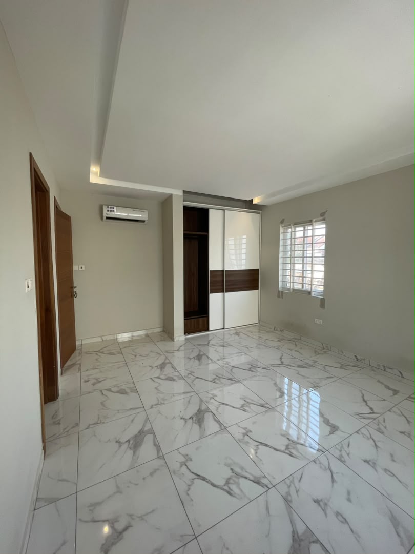 Two (2) Bedroom Apartment For Rent at Abelemkpe