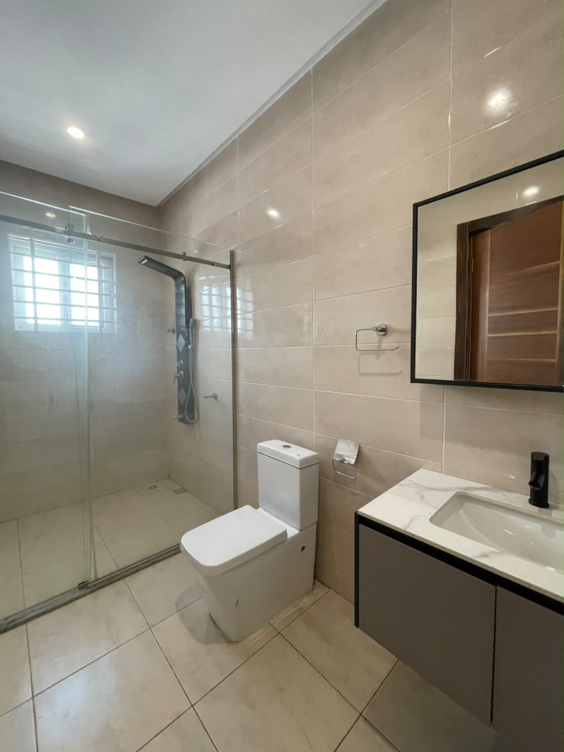 Two (2) Bedroom Apartment For Rent at Abelemkpe