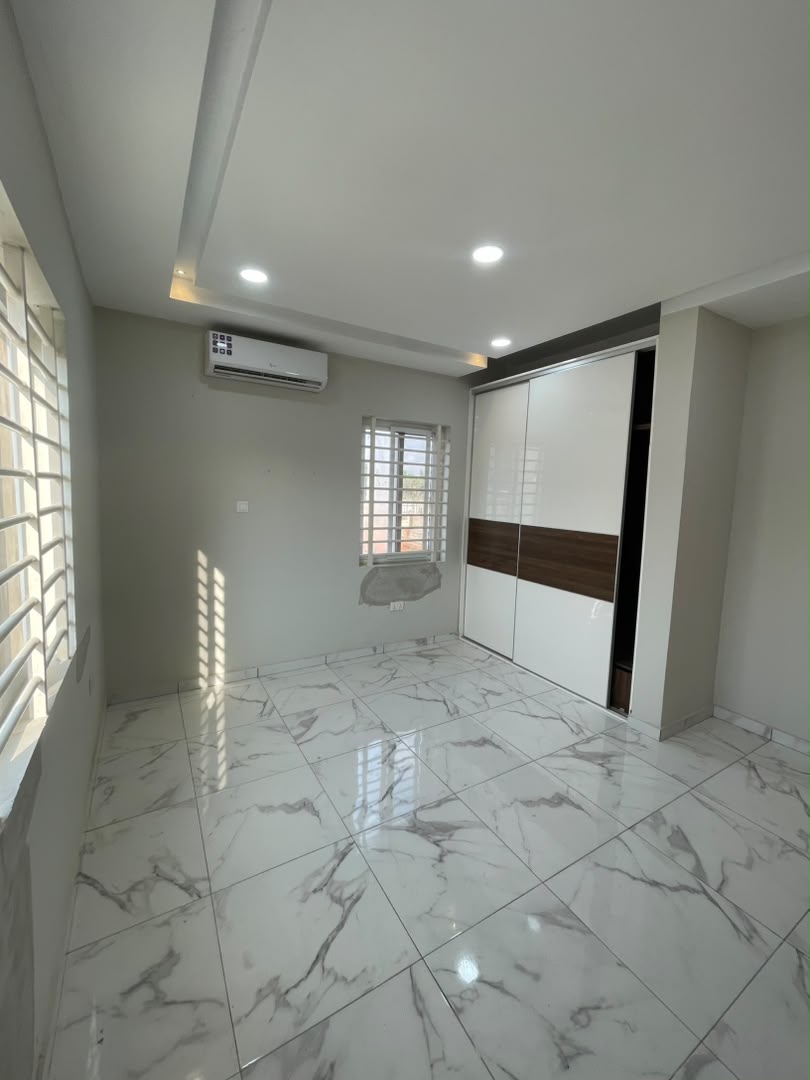 Two (2) Bedroom Apartment For Rent at Abelemkpe