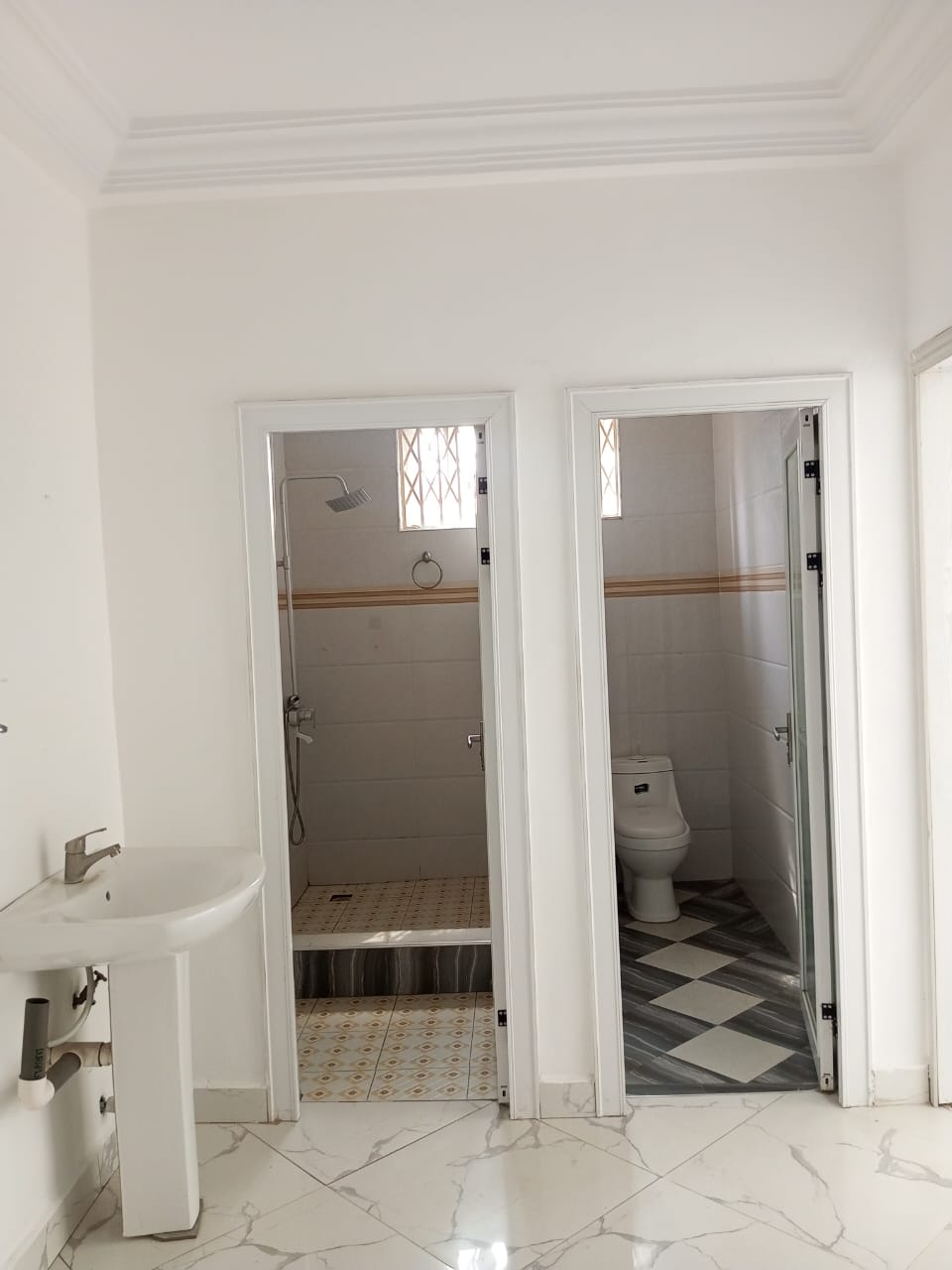 Two (2) Bedroom Apartment For Rent at Ashaley Botwe School Junction