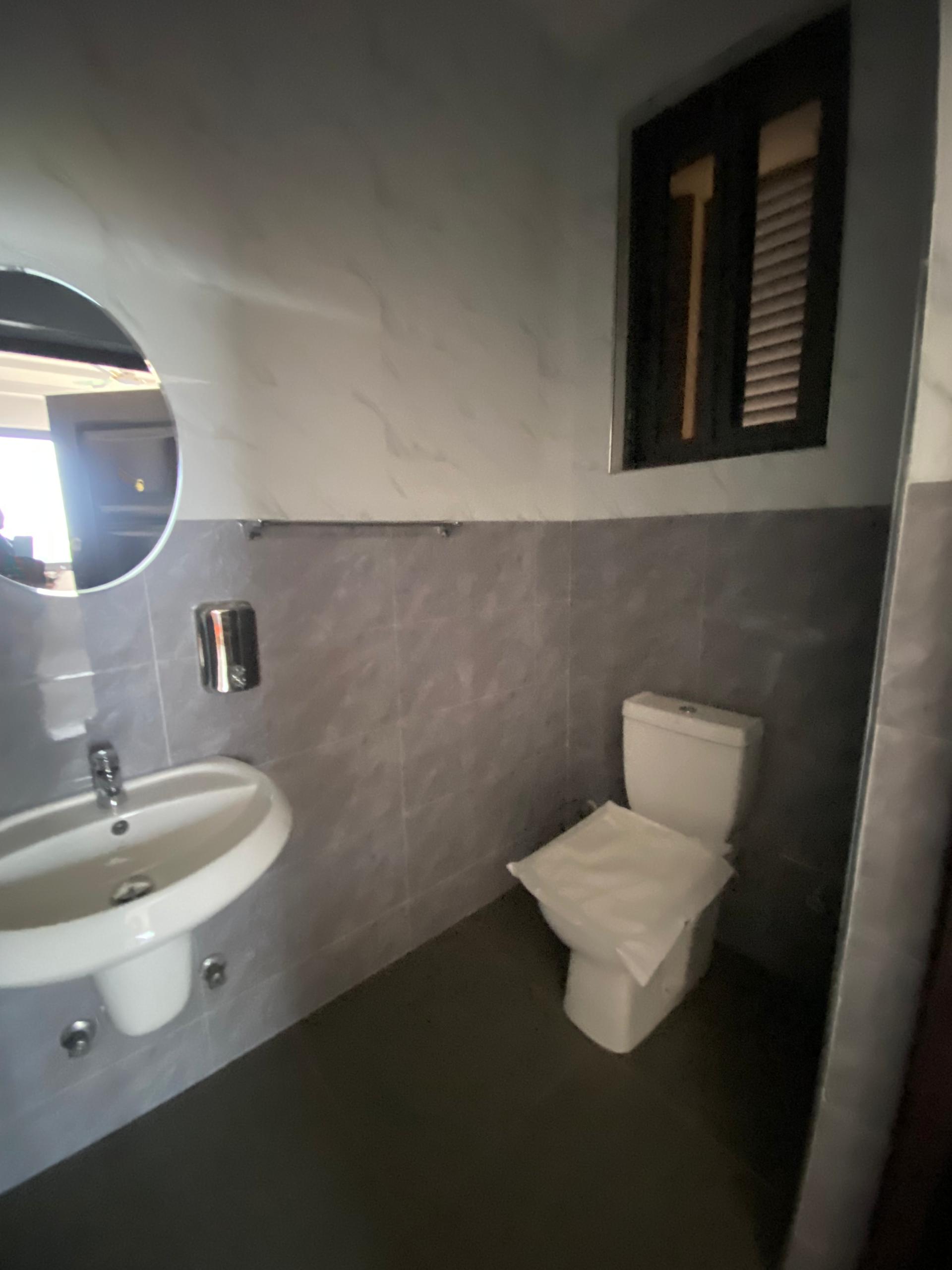 Two (2) Bedroom Apartment For Rent at East Legon Adjiringanor