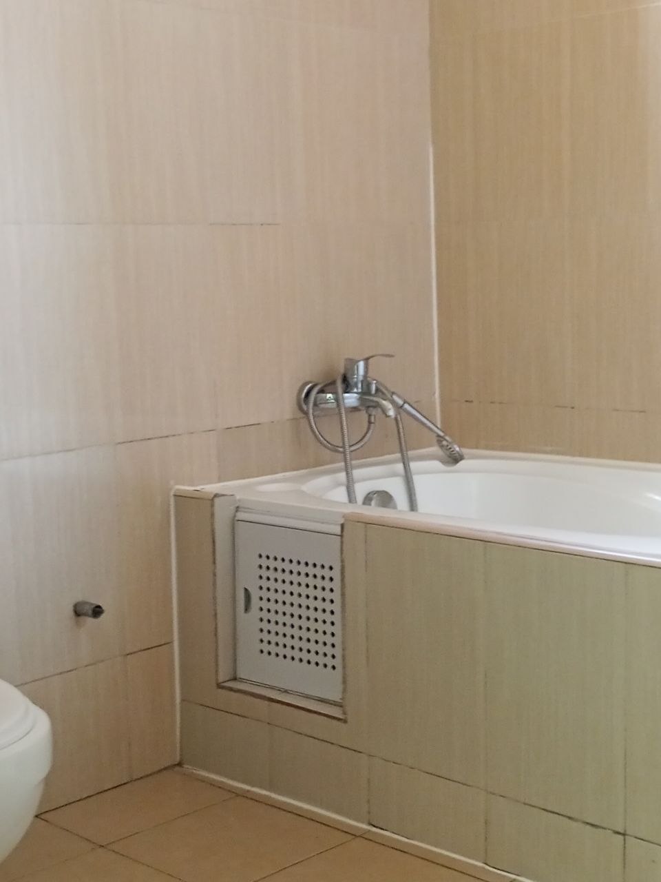 Two (2) Bedroom Apartment For Rent at East Legon Ogbojo