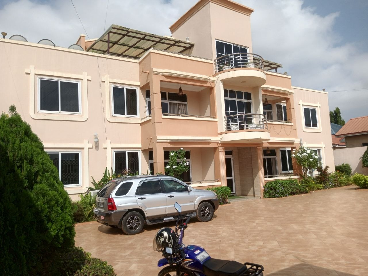 Two (2) Bedroom Apartment For Rent at East Legon Ogbojo
