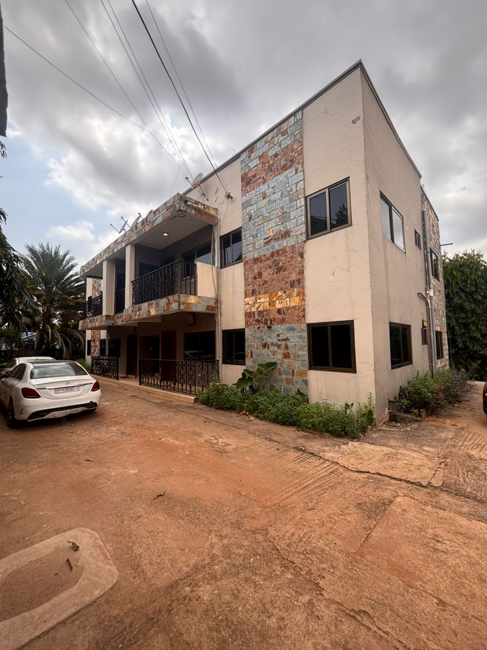 Two (2) Bedroom Apartment For Rent at East Legon Ogbojo