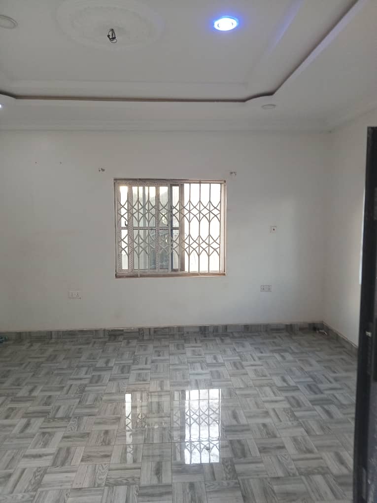 Two (2) Bedroom Apartment For Rent at Kumasi Nyankyerenease