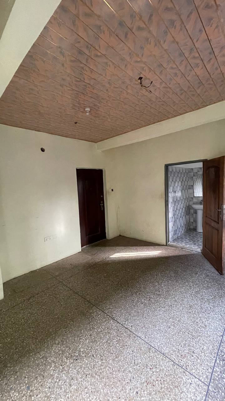 Two (2) Bedroom Apartment For Rent at Kwashieman