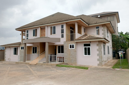 Two (2) Bedroom Apartment For Rent at Lakeside