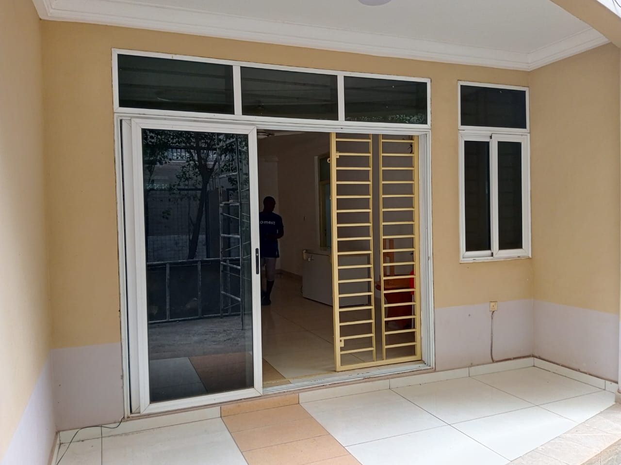 Two (2) Bedroom Apartment For Rent at Lakeside