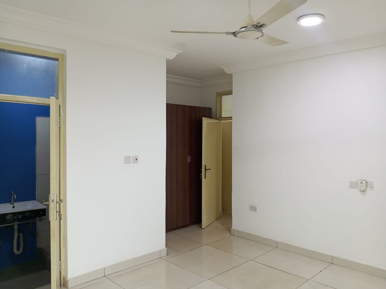 Two (2) Bedroom Apartment For Rent at Lakeside