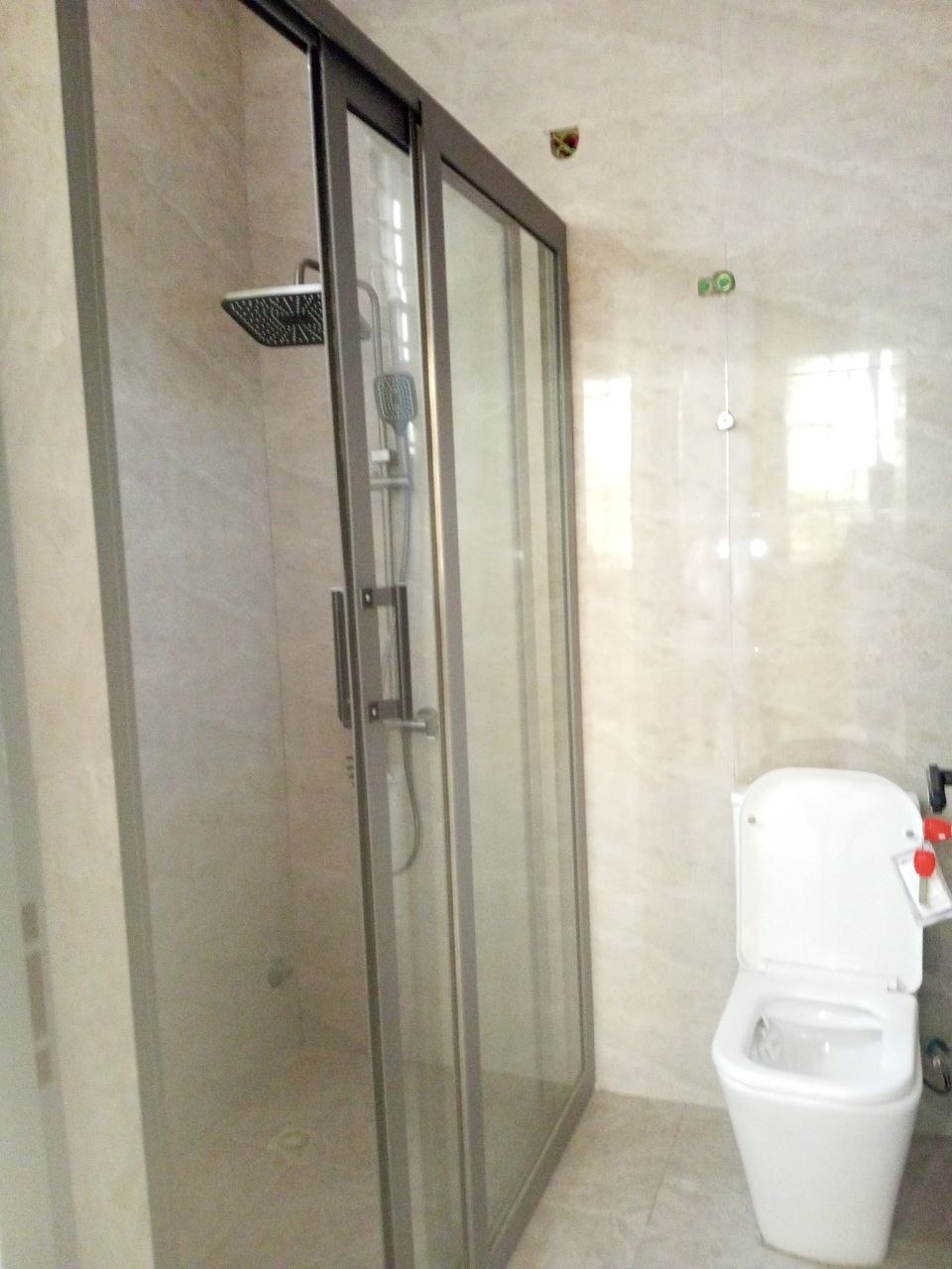Two (2) Bedroom Apartment For Rent at Lakeside