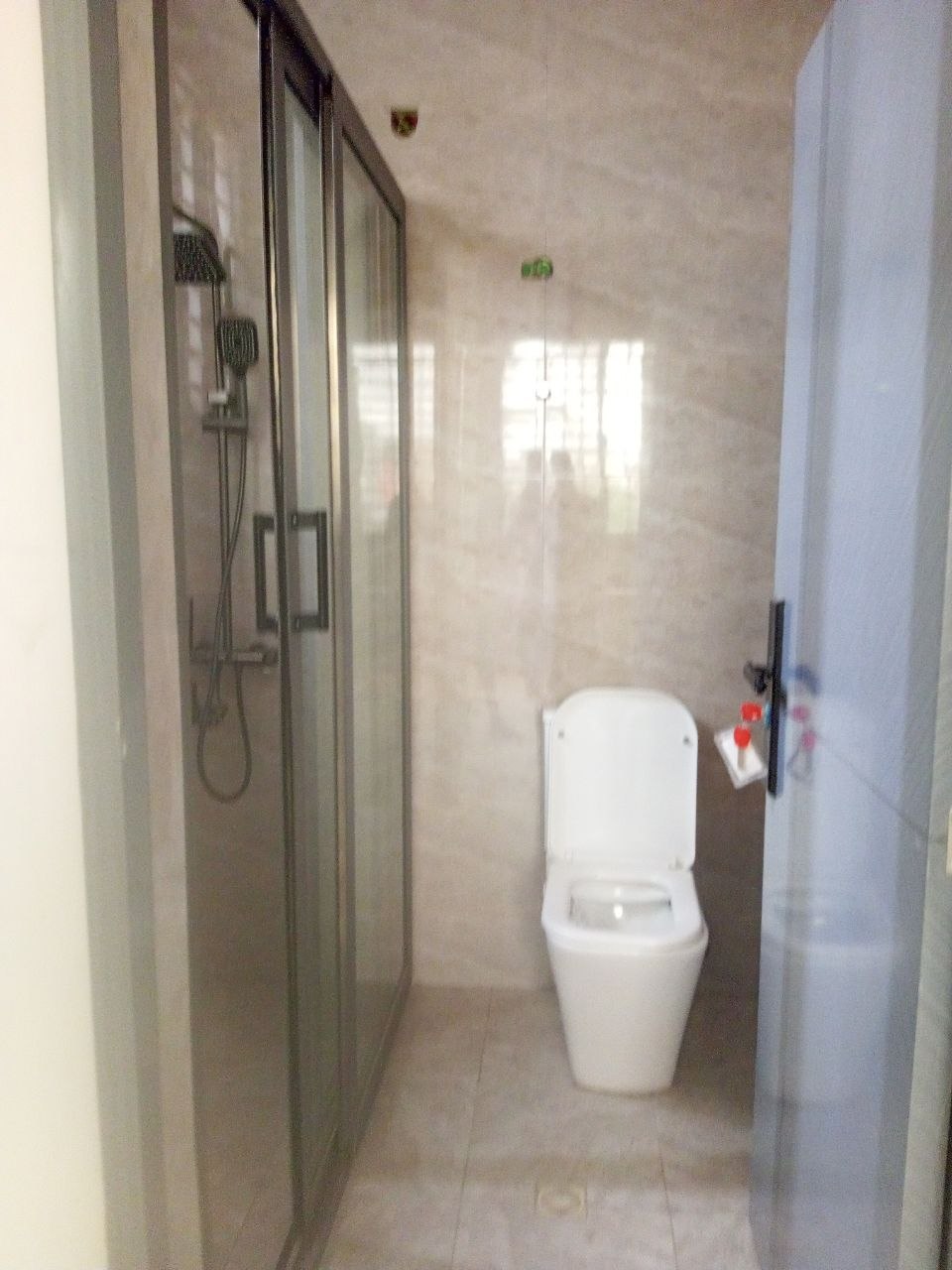 Two (2) Bedroom Apartment For Rent at Lakeside