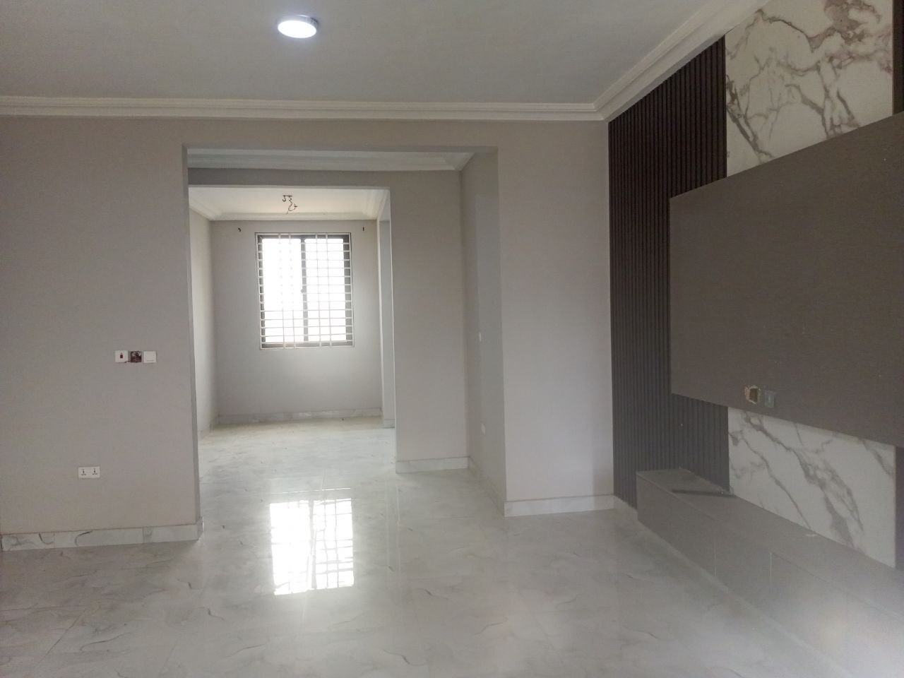 Two (2) Bedroom Apartment For Rent at Lakeside