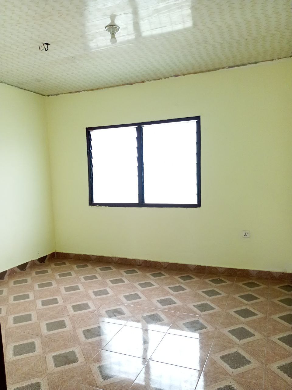 Two (2) Bedroom Apartment For Rent at Lakeside