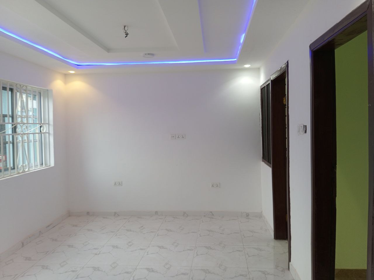 Two (2) Bedroom Apartment For Rent at Lakeside