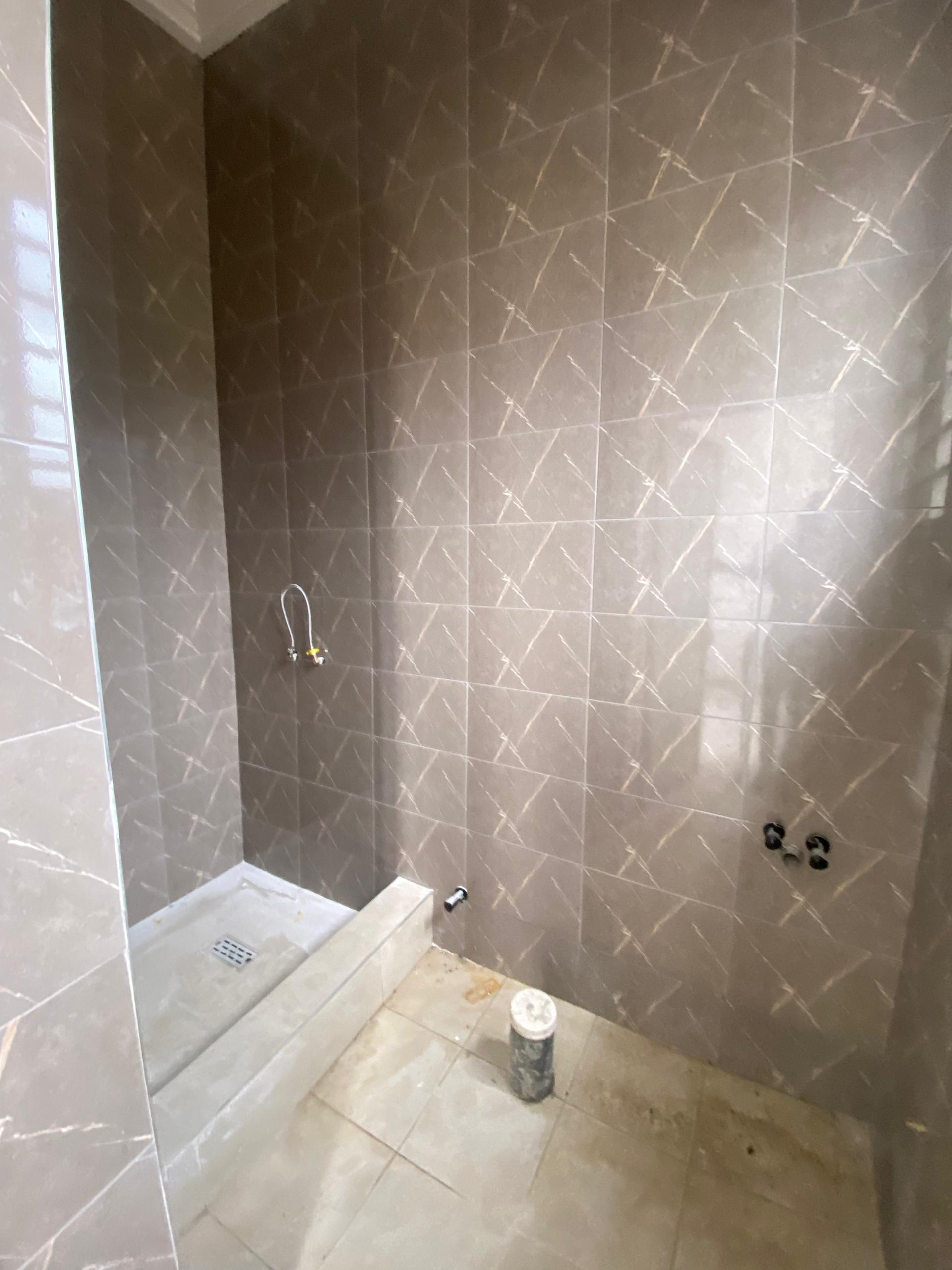 Two (2) Bedroom Apartment For Rent at Lashibi