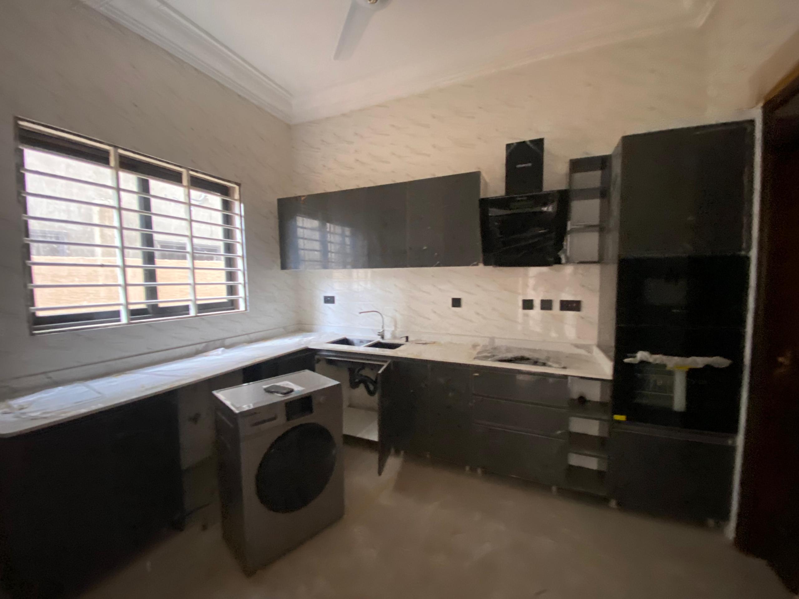 Two (2) Bedroom Apartment For Rent at Lashibi