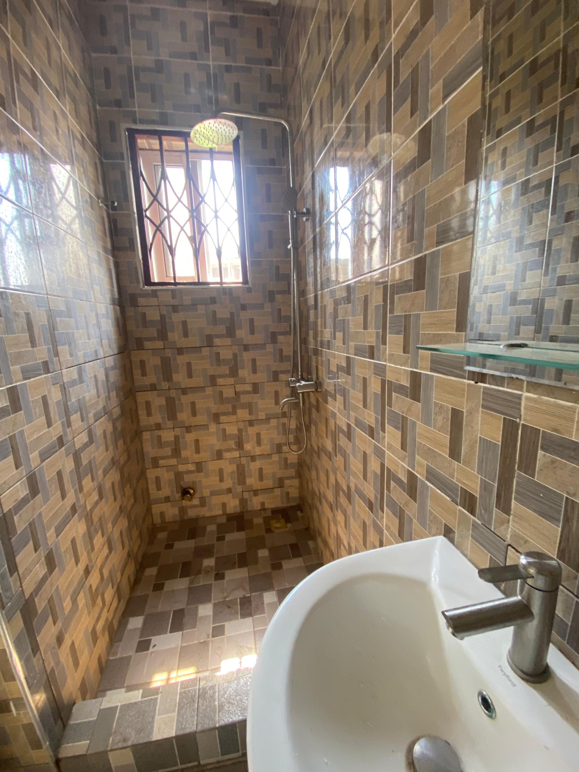 Two (2) Bedroom Apartment For Rent at Lashibi