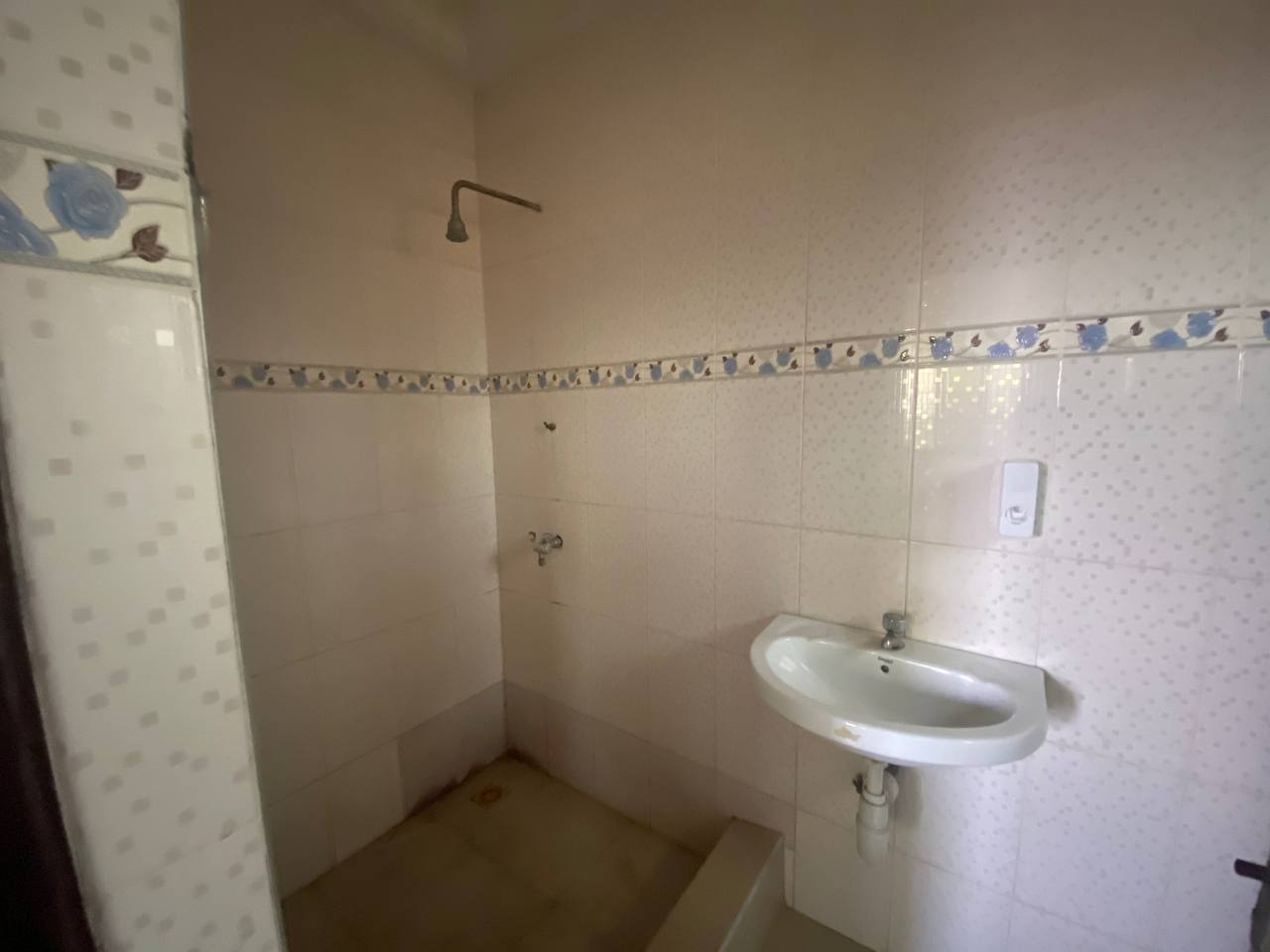 Two (2) Bedroom Apartment For Rent at Sowutuom