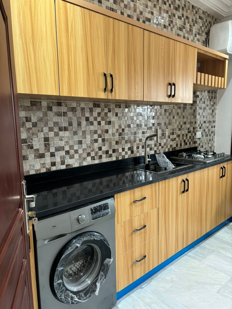 Three (3) Bedroom Apartments For Rent at Lashibi