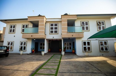 Two (2) Bedroom Fully Furnished Apartment For Rent at Adjiringanor