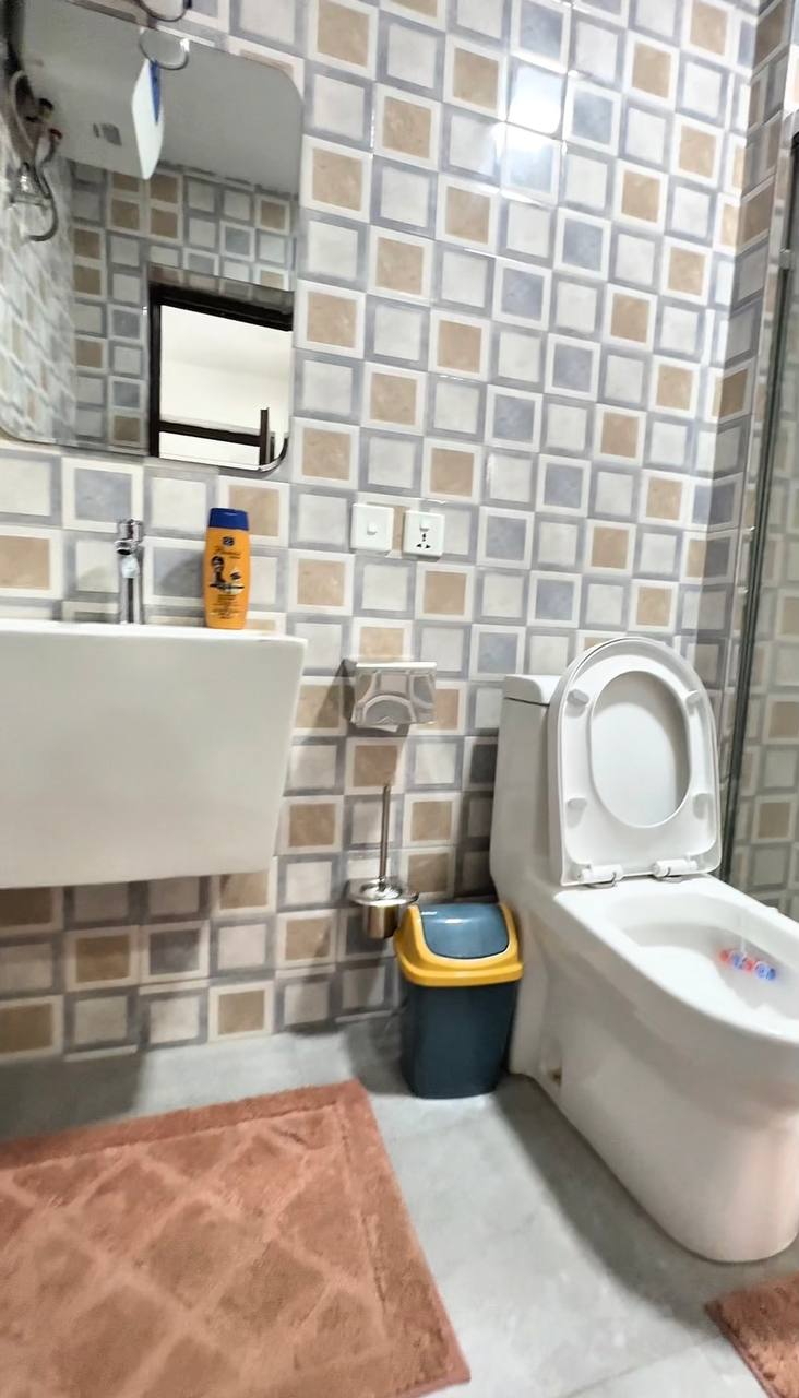 Two (2) Bedroom Fully Furnished Apartment For Rent at Adjiringanor