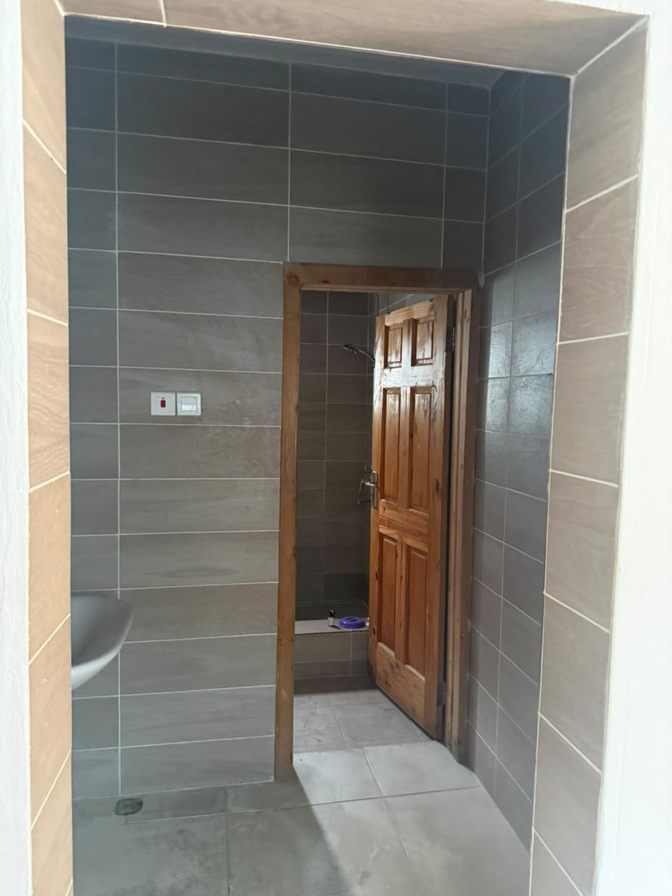 Two (2) Bedroom House For Rent at Abelemkpe