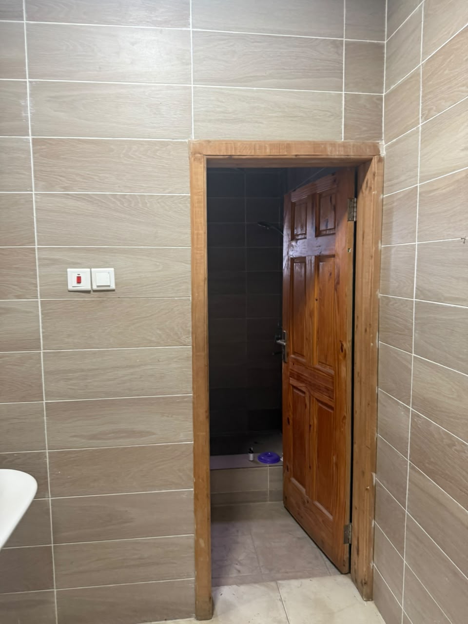 Two (2) Bedroom House For Rent at Abelemkpe